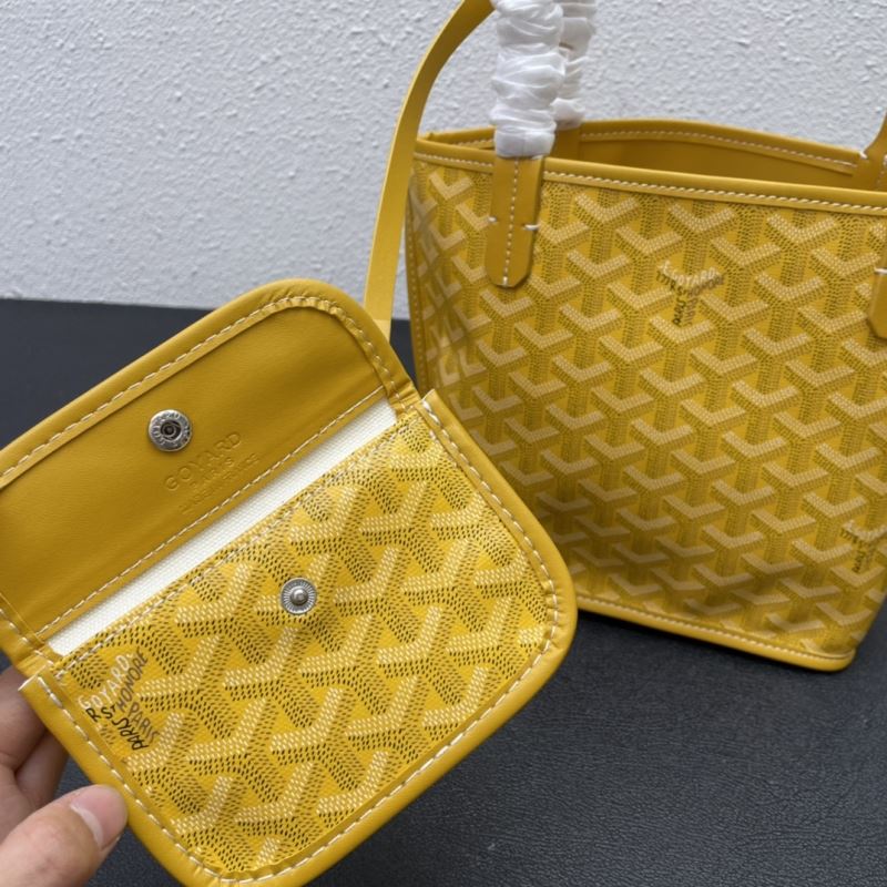 Goyard Shopping Bags